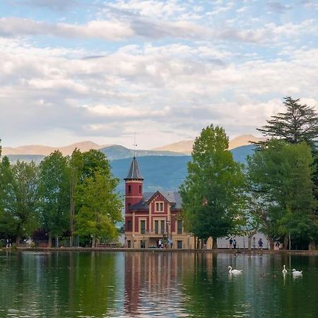 ブール・マダム Preciosa Casa Con Jardin Y Piscinaヴィラ エクステリア 写真
